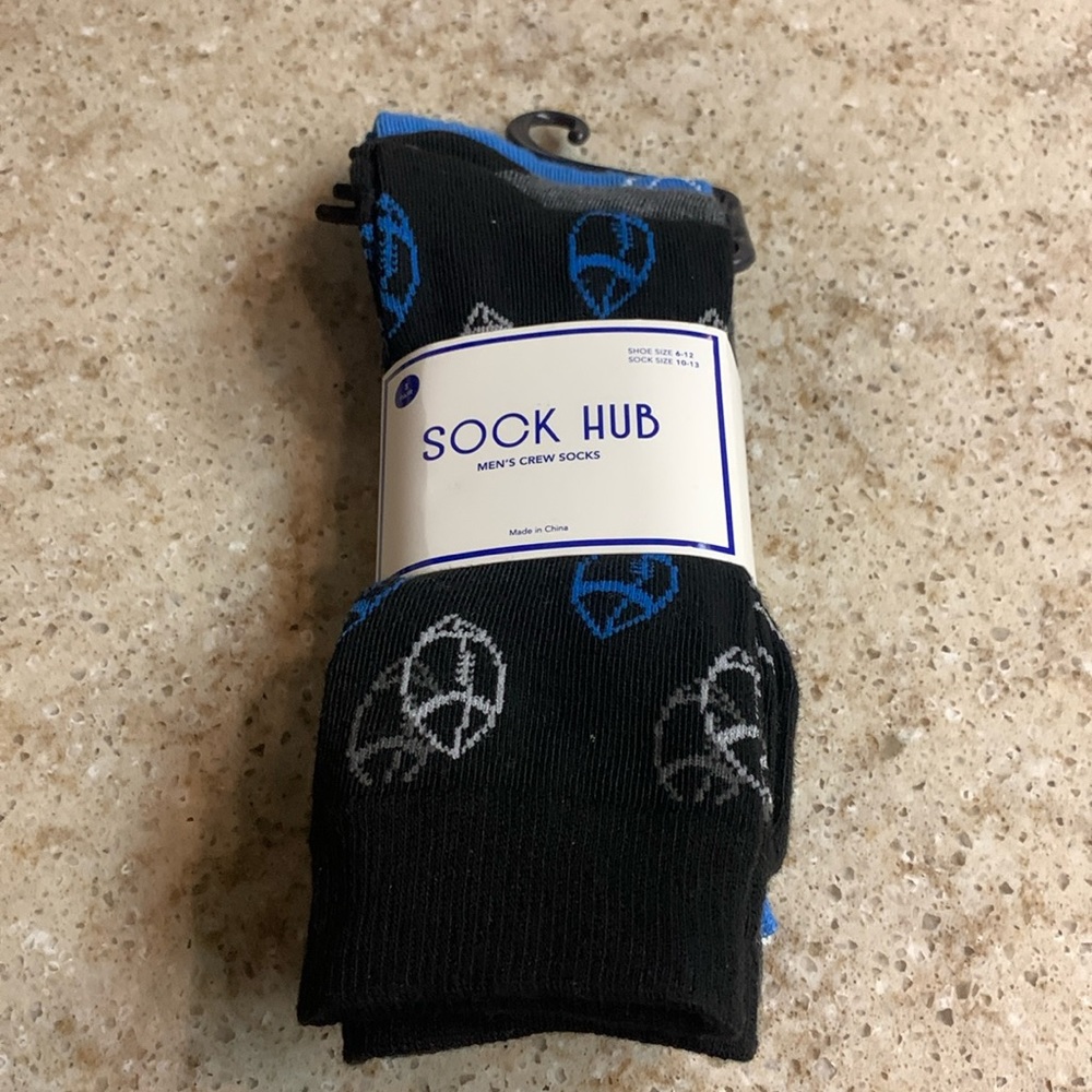 NWT Sock Hub Crew Socks - 3 Pack